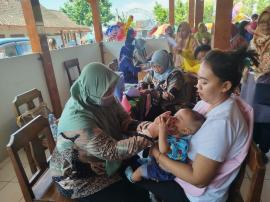 PELAKSANAAN PIN POLIO DI KALURAHAN UMBULREJO